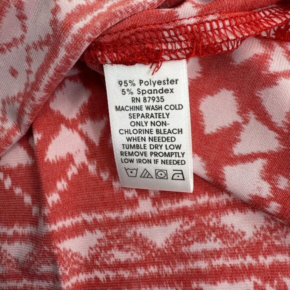 Susan Graver Liquid Knit Top Bold Red Print Keyhole Front Travel Comfort Size 1X - Picture 7 of 10